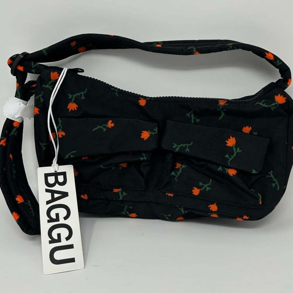 NWT Baggu Cargo Shoulder Bag in Painted Wildflower